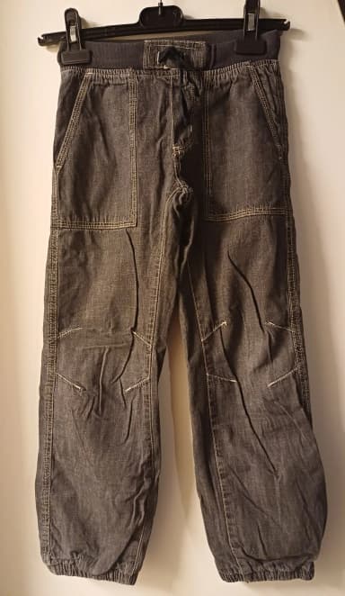 Ellos Tuffer guttejeans med fôr størrelse 140 i svart
