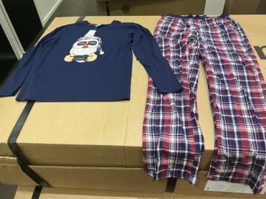 New boys' nightwear size 170 cm