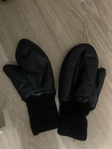 Like-new Hestra leather gloves for children aged 5-7