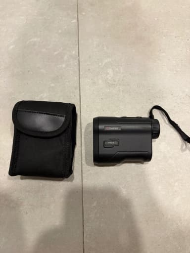 Medidor de distancia FastFold PX 3.0 para golf con funda protectora