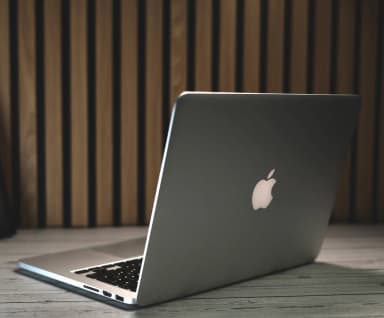 Apple MacBook Pro 2015 in gutem Zustand