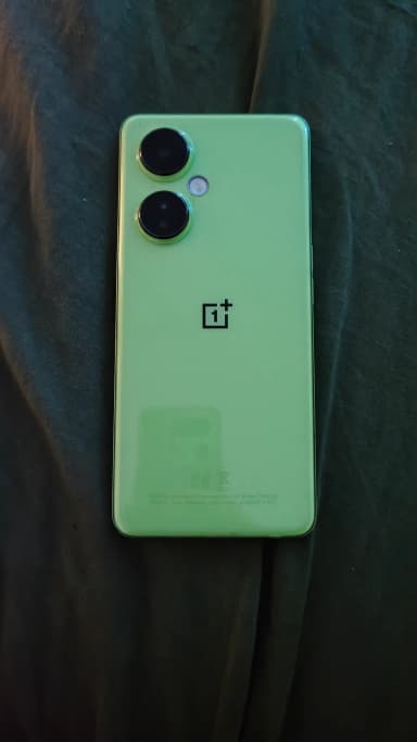 OnePlus Nord CE3 Lite Handy in einwandfreiem Zustand