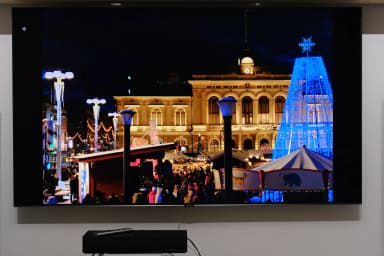 Samsung 65 Zoll QLED-Flaggschiff QE65Q9FN mit One Connect