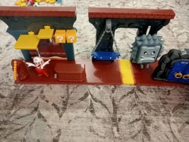 Super Mario playset with characters and platform pieces
