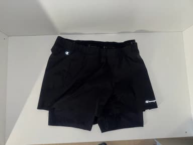 Champion 2-in-1 running shorts in XL size