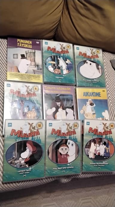 9 Muumi DVDs, teils ungeöffnet, teils gebraucht