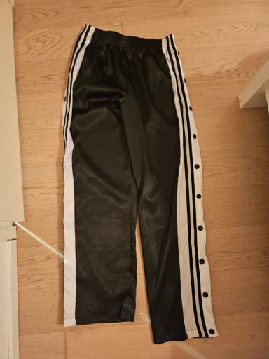 Boys' pants and shorts size 170 cm with side stripes