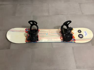 Snowboard Burton Feelgood Smalls 130 cm con fijaciones