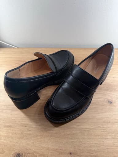 Santino Milano loafers storlek 40 i mycket gott skick