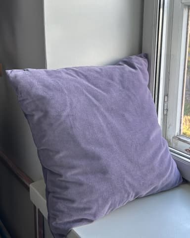 H&M Home samettityyny 50x50 cm liilana