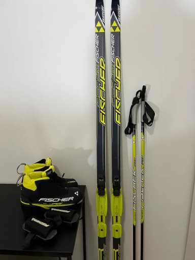 Set de esquí de patinaje Fischer con botas talla 38