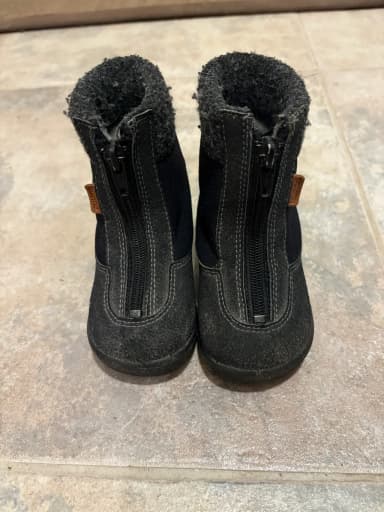 Winter shoes used only one season