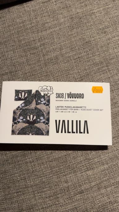 Kaksi Vallila Yövuoro lasten pussilakanasettiä yhden hinnalla