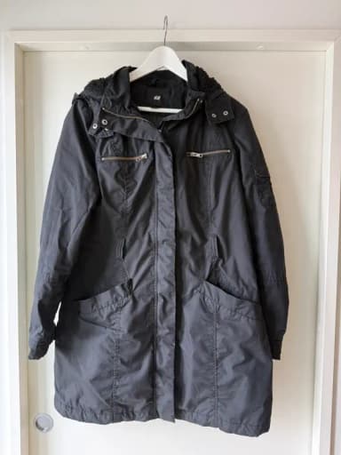 H&M naisten musta talvitakki parka koko 42