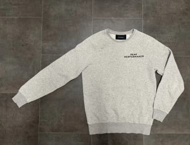 Peak Performance grey sweatshirt size S for youth