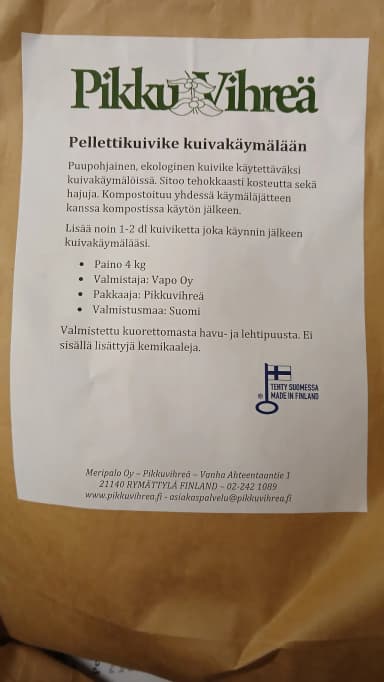 Kaksi 4 kg:n pussia pellettikuiviketta