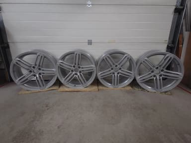 Llantas Audi OEM peelers 8,5x19 ET43 5x112