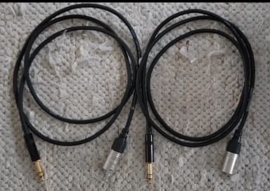 Zwei Cordial CFM 1,5 MV Audiokabel mit Neutrik-Steckern