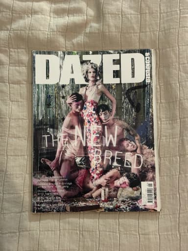 Dazed magasin fra 2013 med slitte omslag