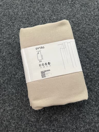 Zwei ungeöffnete DYTÅG Vorhänge beige mit Faltenband 145x250 cm