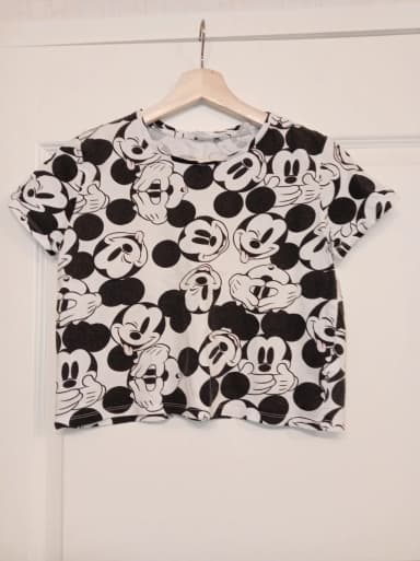 H&M t-skjorte med Mikke-motiv størrelse 158/164 cm