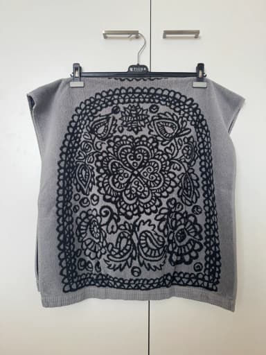 Marimekko grau-schwarzes Badetuch mit Gebrauchsspuren