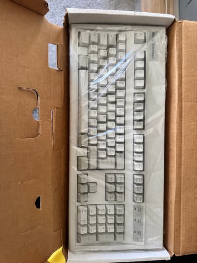 Teclado Key Tronic KT2000 modelo E03602QLSVKTC en embalaje original