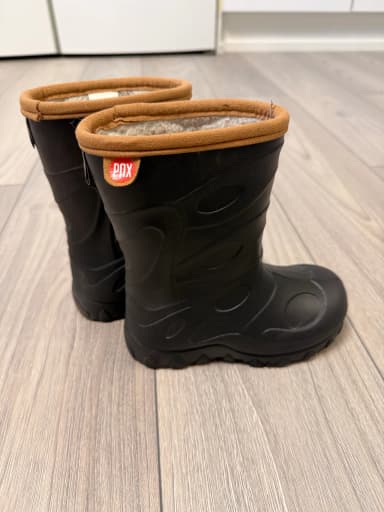 Botas de invierno talla 28 en venta