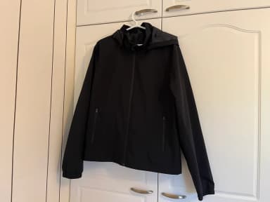 Chaqueta negra de mujer House para otoño/primavera talla L casi nueva
