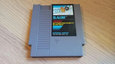 Cartucho de juego NES Slalom versión europea PAL B