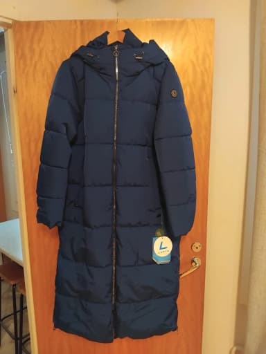 Neue blaue Luhta Heinis Winterjacke Größe 40 mit Aufbewahrungstasche