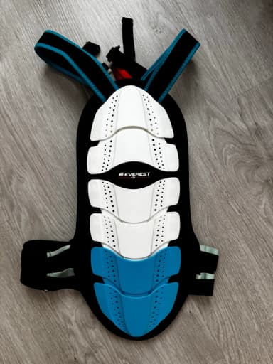 Protector de espalda Everest para niños con correas ajustables, 43 cm