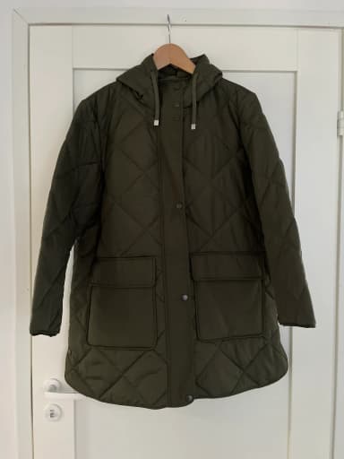 Chaqueta acolchada verde Vero Moda talla M que equivale a L-XL