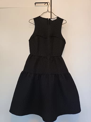 Elegante vestido de fiesta negro &Other Stories talla 34