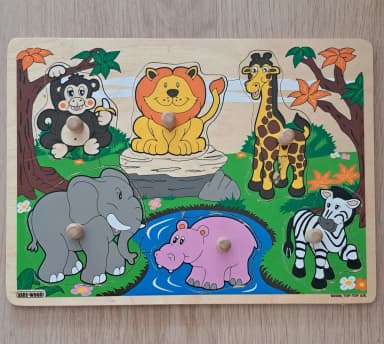 Tierisches Steckpuzzle mit Griffen zu verkaufen
