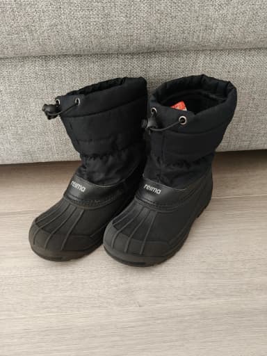 Botas de invierno negras Reima talla 33 en buen estado