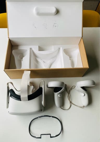 Meta Quest 2 VR-Headset mit 128 GB Speicher