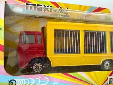 Modelo Norev Maxi-Jet Volvo Fauverie 1:43 en caja original