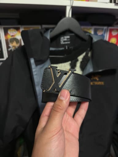Cinturón negro de cuero Louis Vuitton talla 85