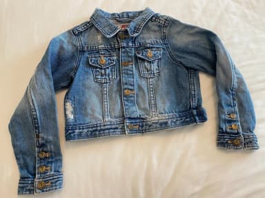 Blue jeans jacket size 116 available now