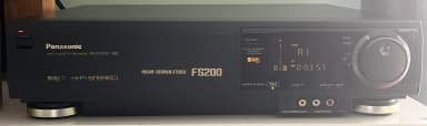 Panasonic NV-FS200 TBC HiFi HQ S-VHS Videorekorder in Schweden