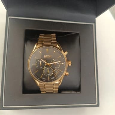 Reloj Hugo Boss para hombre en oro con cronógrafo y esfera negra