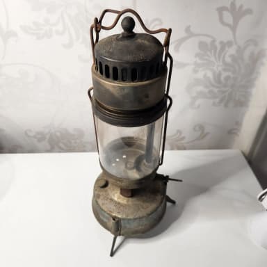 Radius no 21 storm lantern kerosene lamp from Sweden