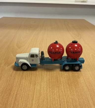 Modelo de camión de cemento Tekno Denmark Scania-Vabis de 18 cm