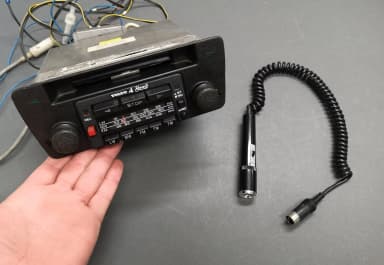 Volvo 240 Autoradio zu verkaufen