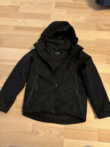 Everest black jacket size 122/128 for children