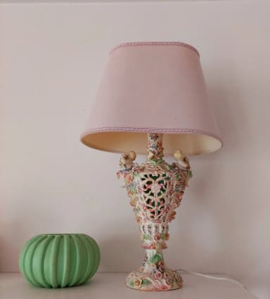 Arte cerámico Ardalt vintage con base de lámpara de porcelana de Dresden Italia
