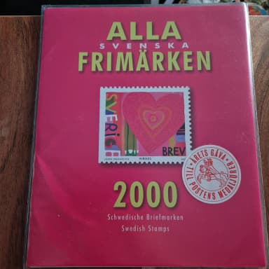 Kokoelma Ruotsin postimerkkejä vuodelta 2000