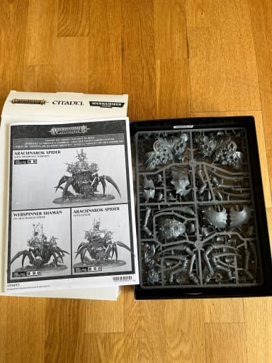 Modelo Arachnarok Spider de Warhammer Age of Sigmar en subasta