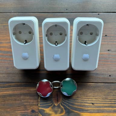 Dreier-Set Verisure Smartplugs im Auktionsangebot